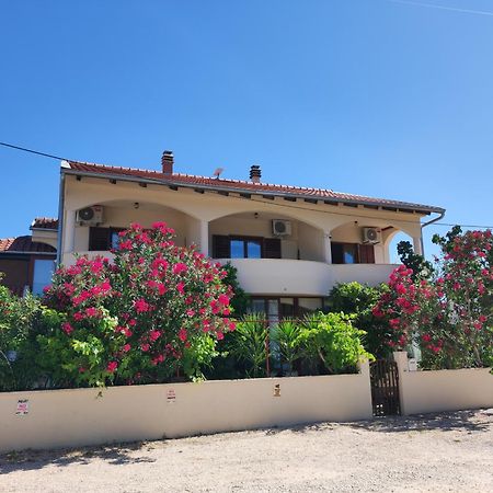 Apartments Busic Biograd Na Moru Dış mekan fotoğraf